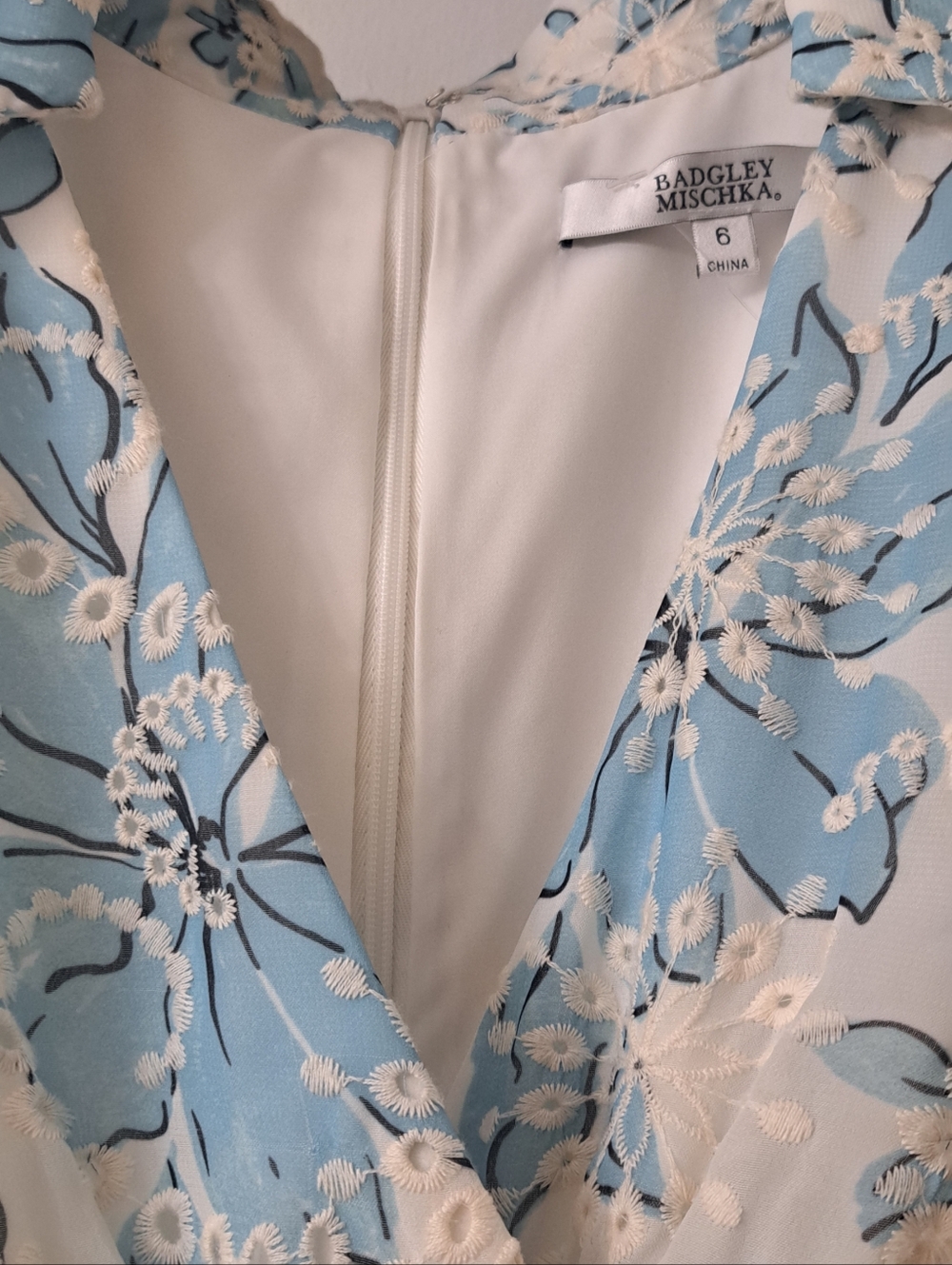 Badgley Mischka Blue&White Floral Eyelet Hi Low Maxi Dress . Sz6 LNWOT - Picture 5 of 12